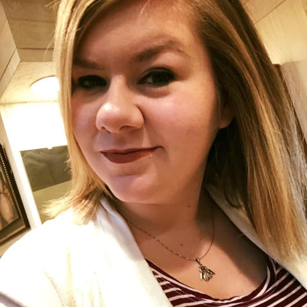 Meet your Posher, Bobbi